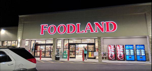 Elgin Foodland Storefront at night