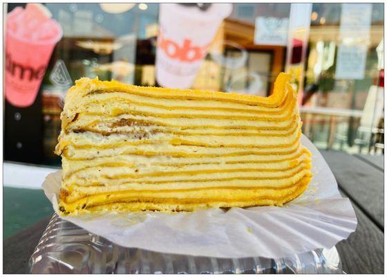 Mango crepe. It's simply sweet and smooth. Nothing out of the extra ordinary.