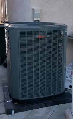 Trane XR17