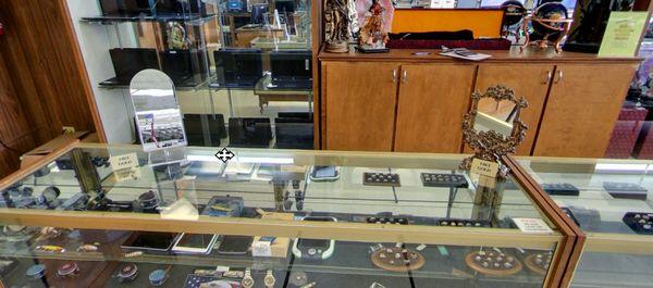 Pelican Pawn Denham Springs has a wonderful selection of jewelry and laptops at the some of the lowest prices on the market!