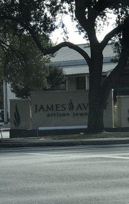 James Avery Craftsman