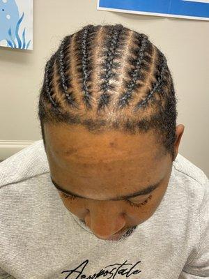 Men cornrow