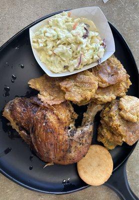 1/4 Pollo with tostones, arepa and coleslaw