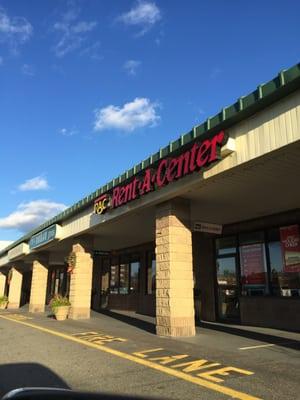 Rent-A-Center of Weymouth -- 628 Middle Street, Weymouth         Storefront