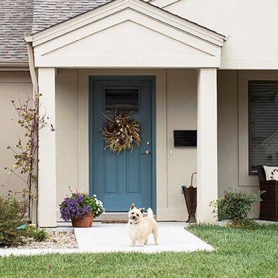 Pet-friendly independent living options including estate homes and apartments.