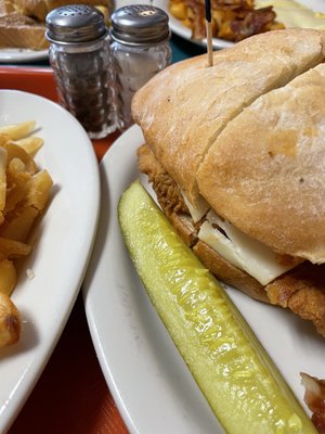 Fried chicken sandwich