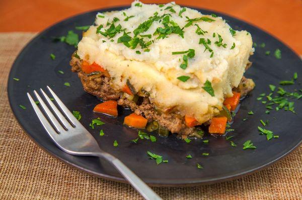 Classic Shepherd's Pie with Mashed Potato Topping