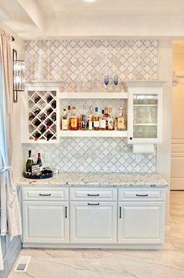 Wet bar tile area