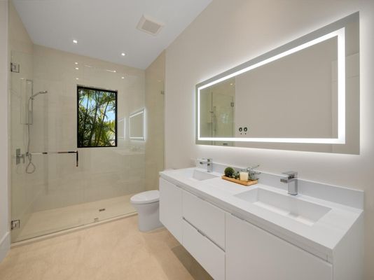 Logan 72-bathroom vanity in Matte White with Legacy LED mirror.