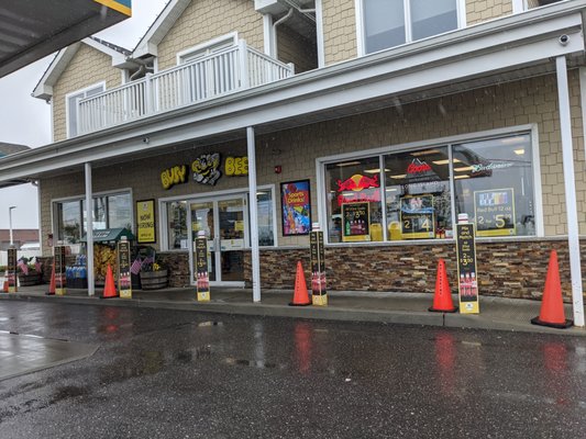 Busy Bee Stores, West Babylon