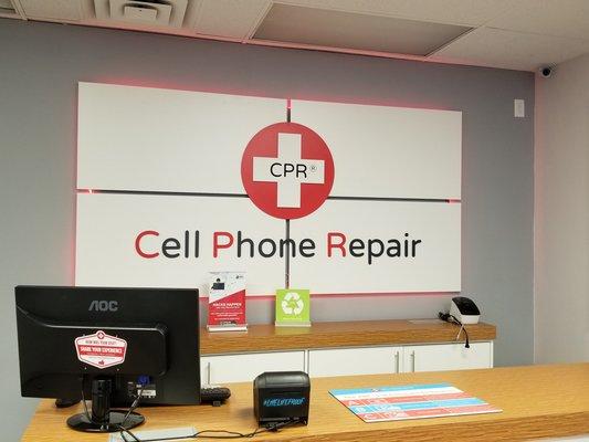 CPR Cell Phone Repair Alcoa TN - Store Interior