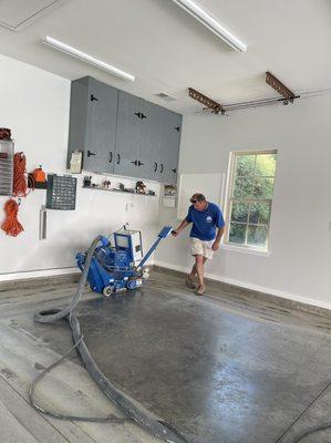 Garage floor coating services in Sarasota, FL