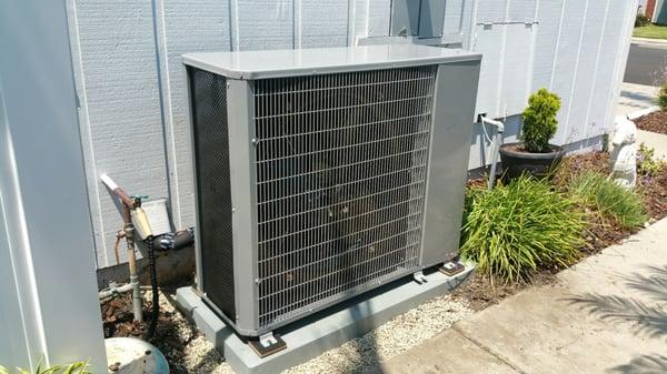 Bryant's Slimline condenser