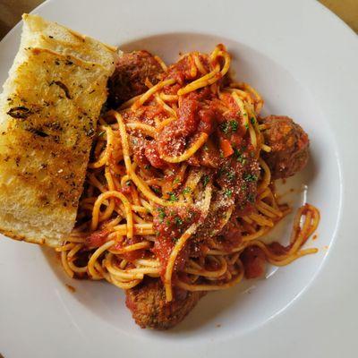 Spaghetti and meatballs