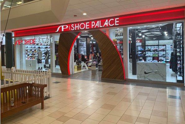 Shoe Palace