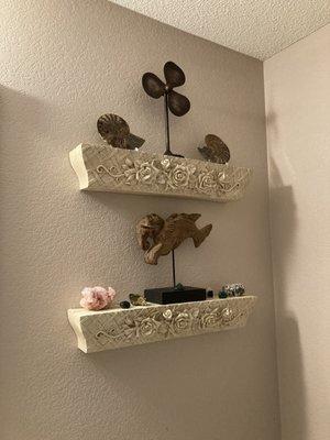 Wall mounting shelves