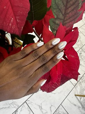 Almond shaped nails