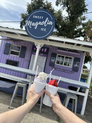 Sweet Magnolia Snowball (left), half cherry half nectar cream snowball (right)