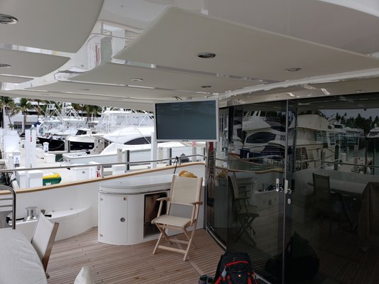 Sunbrite Full Sun TV install on 92 Sunseeker!!!