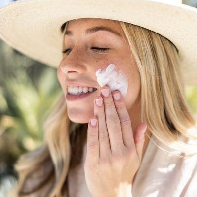 Protect your skin with our top-notch sunscreen!