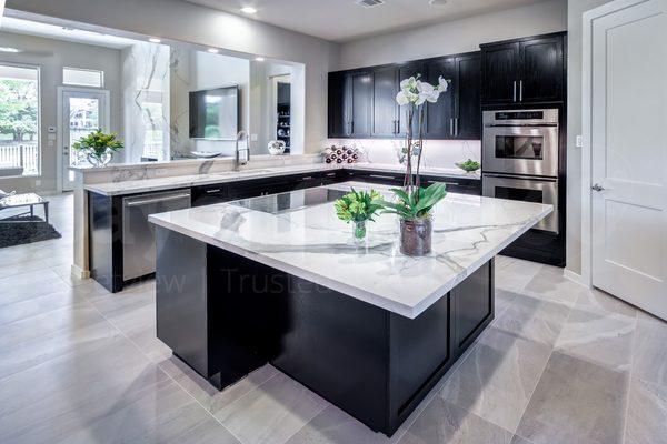 Porcelain Slab Countertops in Calacatta!