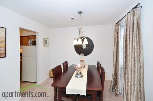 1BR Dining Room