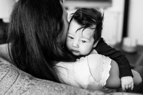 San Francisco in-home infant baby session with Maximo.