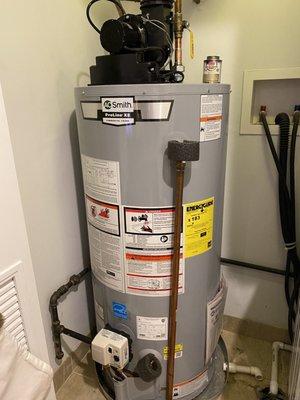 40 gallon water heater  Low Nox edition