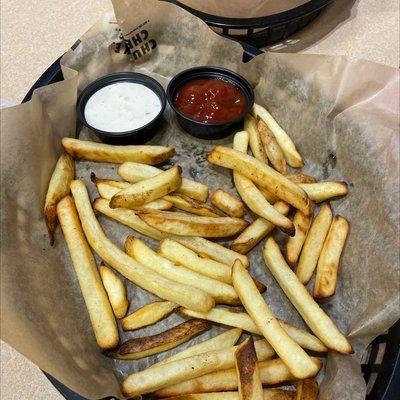 This is the $4.49 portion of fries they sell. The manager said calmly, "that's a normal portion."