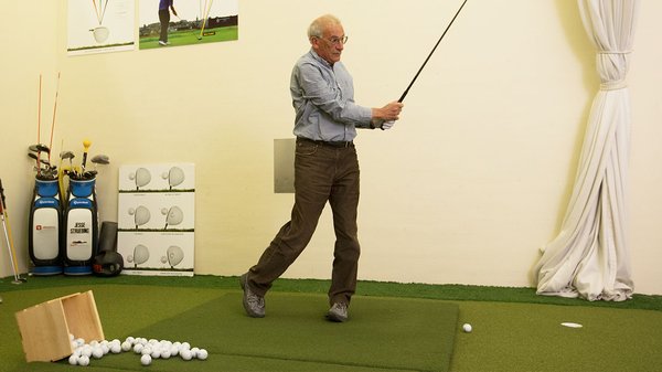 Indoor Golf at MIT Recreation