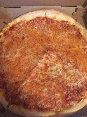 Regular cheese pie. Authentic NY pizza!