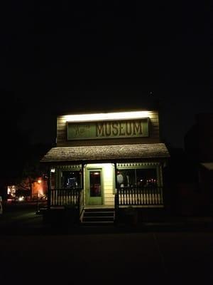 Haunt Museum @ Night!