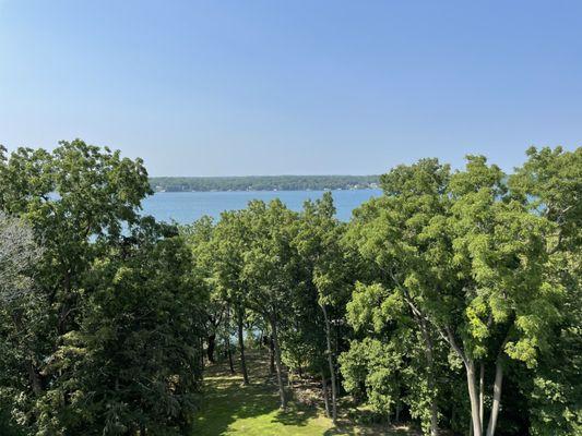 A view of lake Geneva from the top