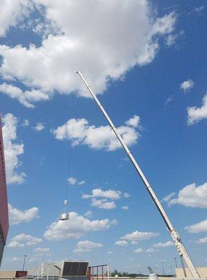 Craning in a new Roof top unit for one of our commercial customers.