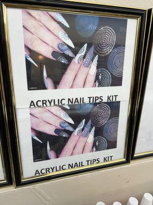 Now available: acrylic tips!