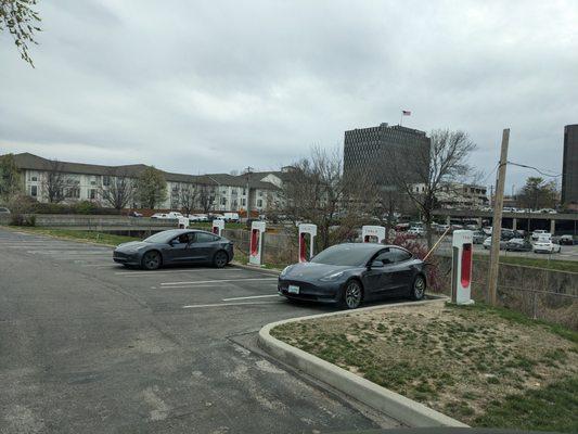 Tesla Supercharger, Brentwood