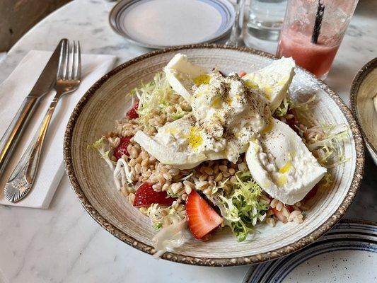 Strawberry Burrata Salad $18