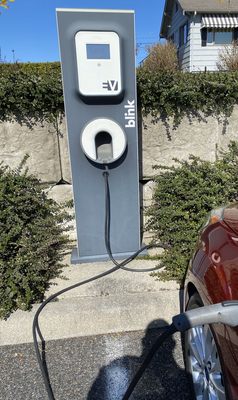 Good spot to charge, near downtown