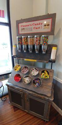 The Clozee Candy Cart in the Jasper of of Hartmanlaw