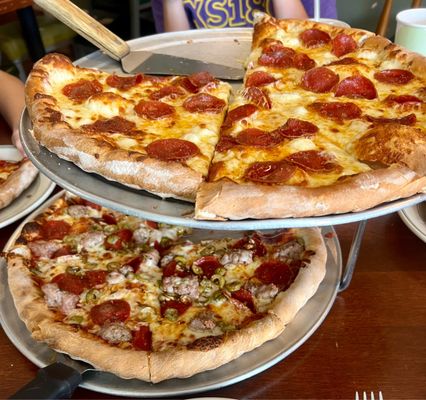 Pepperoni (no sauce) and Bumble's Best on regular hand-tossed crust.