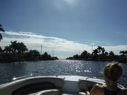 Nice day in the canals