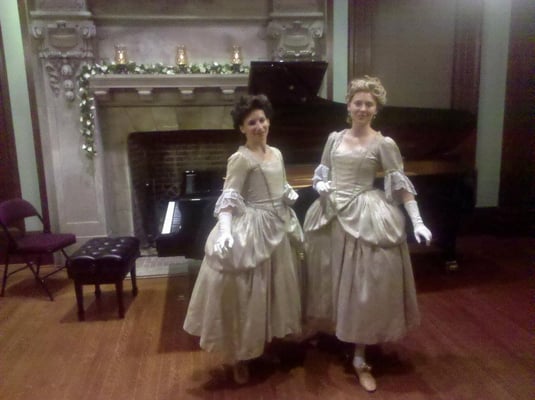 NY Baroque Dancers at the Carnagie Room