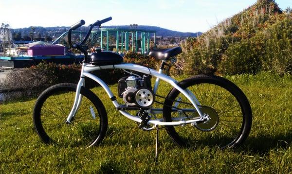 White 4 stroke bruiser, over looking the boardwalk.