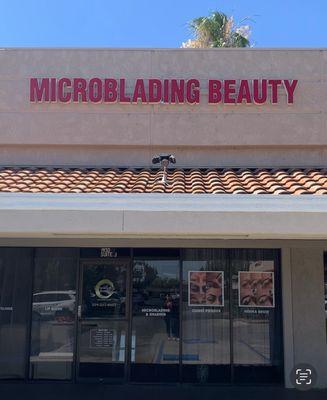 Skin Physic Facials is located inside of Microblading Beauty!