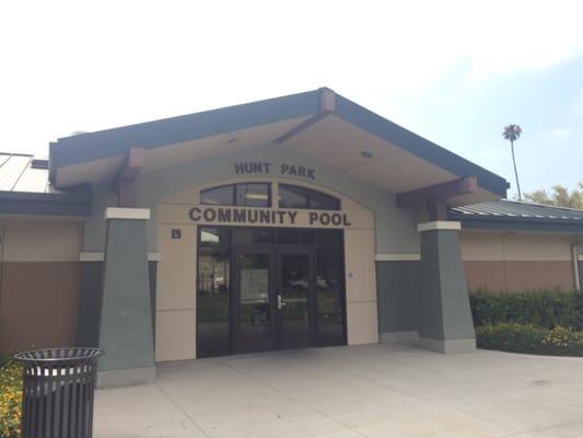 Hunt Park Community Pool front entrance