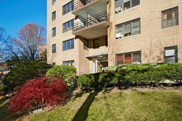 735 Kappock Street Riverdale, Bronx NY