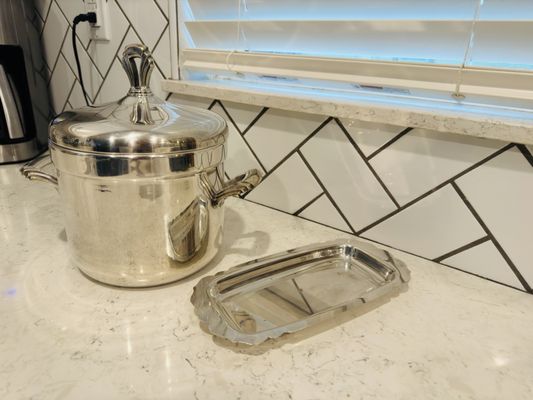 Deco silver plated ice bucket and tray