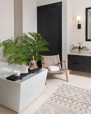 Pops of live green foliage give vitality and a Zen-like feeling to beiges and cool neutral grays.