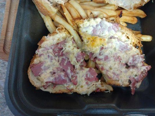 Reuben sandwich