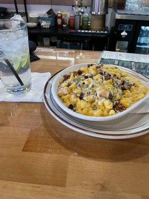 Build Your Own Mac & Cheese w/bacon & grilled chicken.